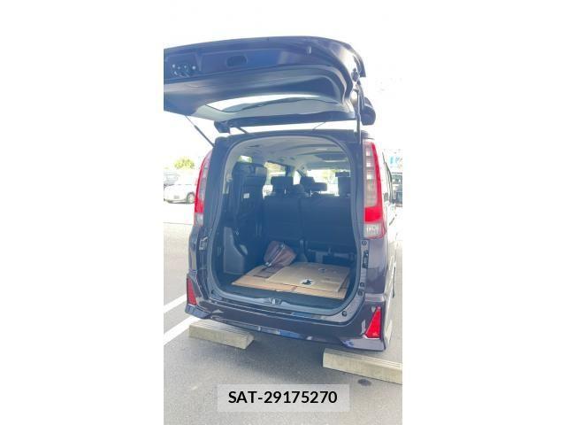 Toyota NOAH 2014-04 7726585-12