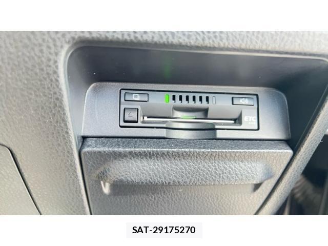 Toyota NOAH 2014-04 7726585-20