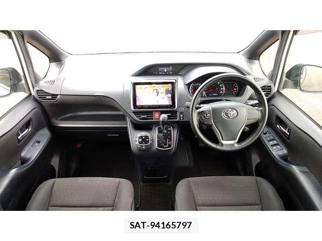 Toyota NOAH 2015-08 7726587-9