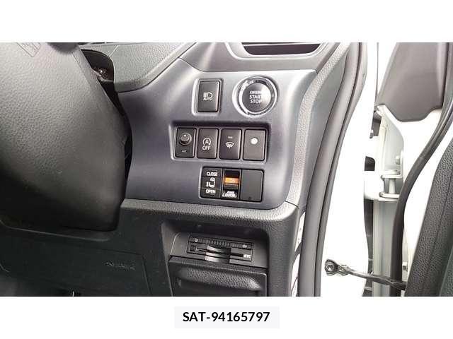 Toyota NOAH 2015-08 7726587-16