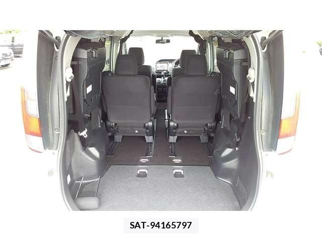 Toyota NOAH 2015-08 7726587-19