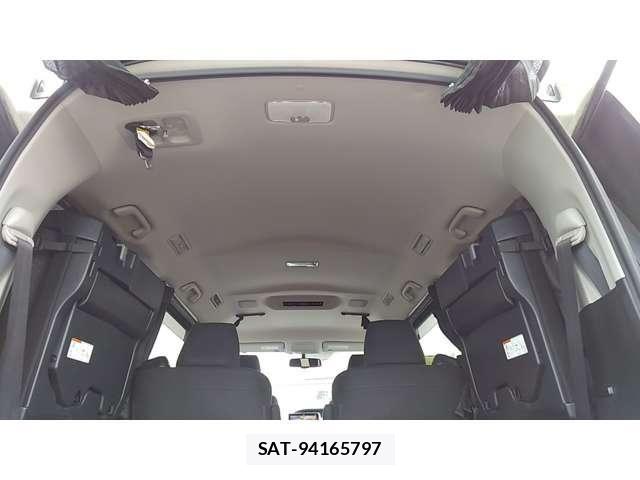 Toyota NOAH 2015-08 7726587-22