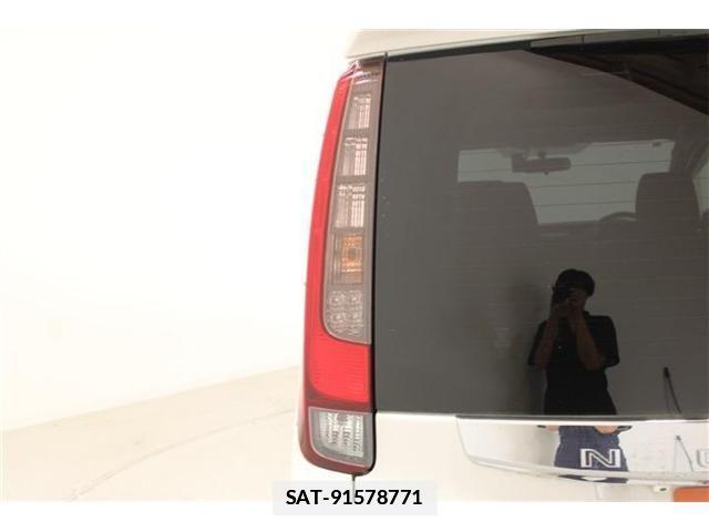 Toyota NOAH 2014-05 7787707-19