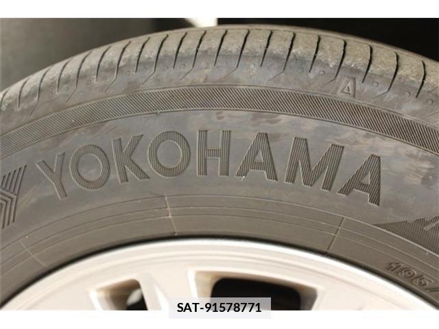 Toyota NOAH 2014-05 7787707-26
