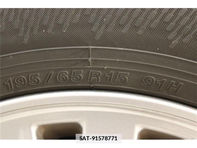 Toyota NOAH 2014-05 7787707-27