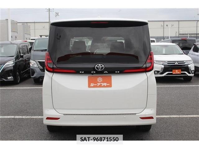 Toyota NOAH 2022-04 7787717-9