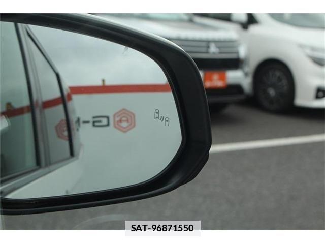 Toyota NOAH 2022-04 7787717-3