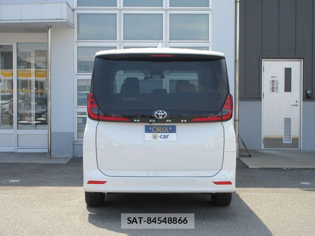Toyota NOAH 2023-07 7787718-22