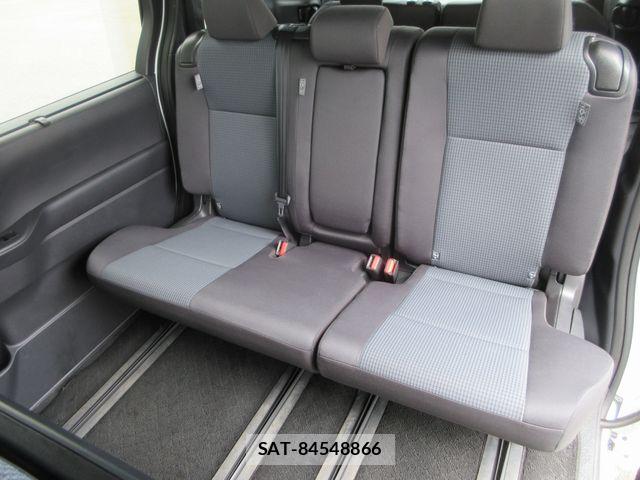 Toyota NOAH 2023-07 7787718-28