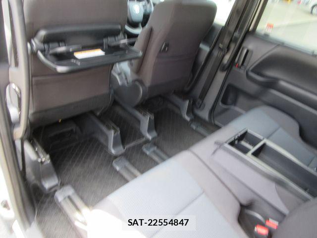 Toyota NOAH 2024-01 7787719-14