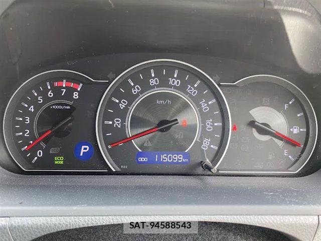 Toyota NOAH 2017-10 7787709-23