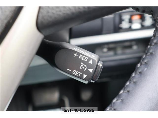 Toyota NOAH 2021-08 7878434-5