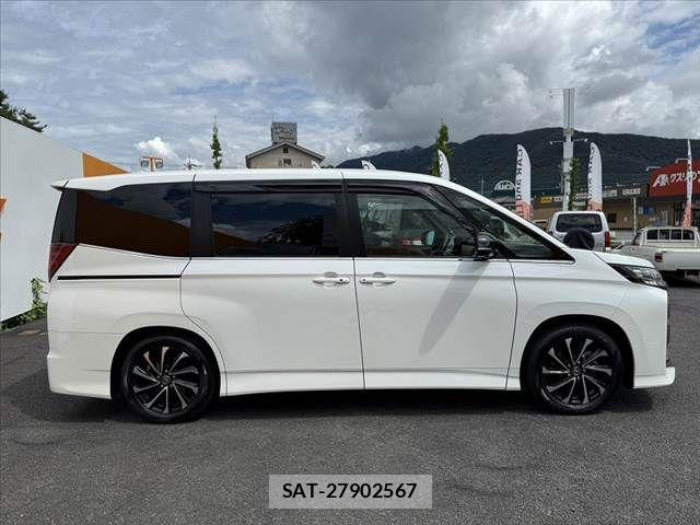 Toyota NOAH 2024-08 7878433-11
