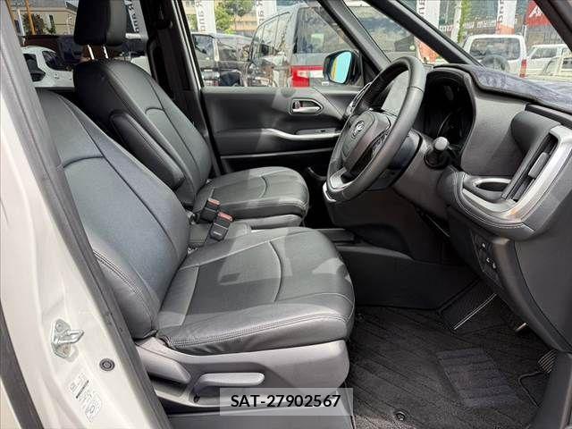 Toyota NOAH 2024-08 7878433-15