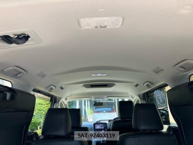 Toyota NOAH 2014-03 7903143-22