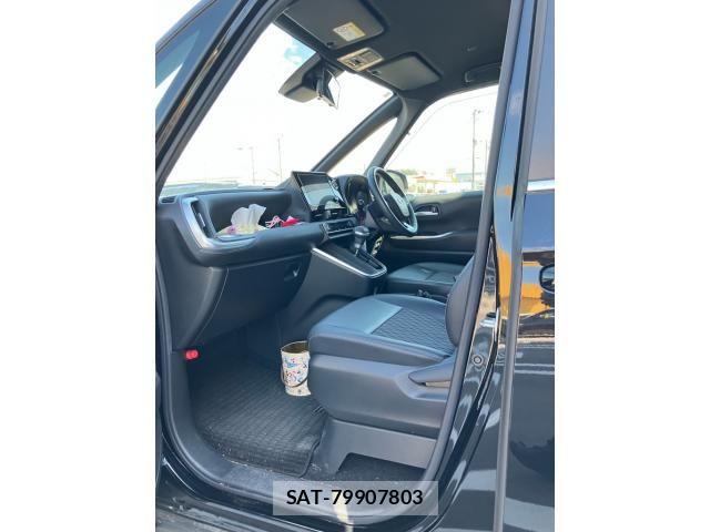 Toyota NOAH 2023-09 7980344-23