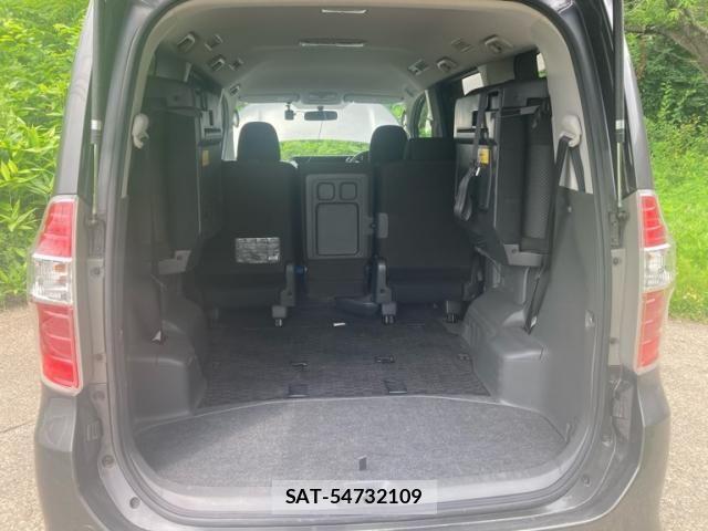 Toyota NOAH 2007-09 7980346-14