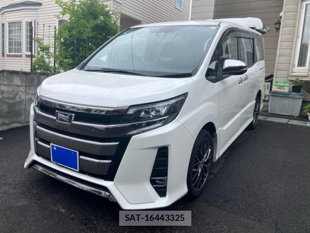 Toyota NOAH 2018-06 8037262-1