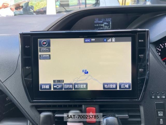 Toyota NOAH 2016-03 8037261-15