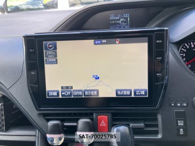 Toyota NOAH 2016-03 8037261-22