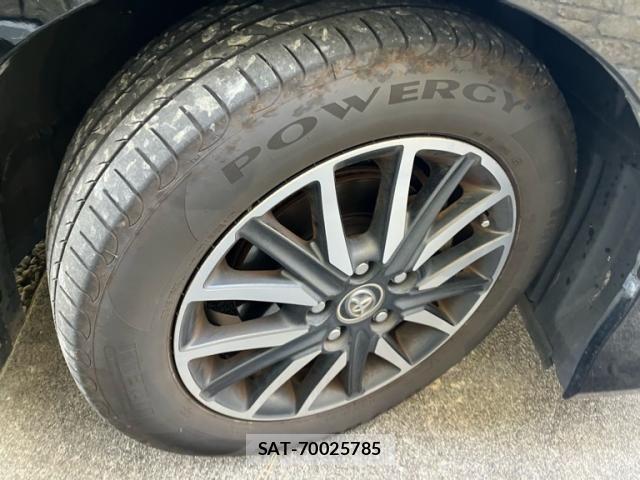 Toyota NOAH 2016-03 8037261-7