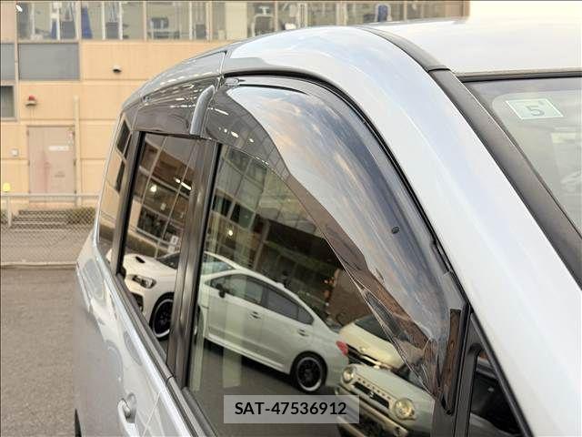 Toyota NOAH 2011-05 8074929-29