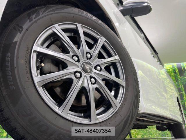 Toyota NOAH 2019-06 8074926-15