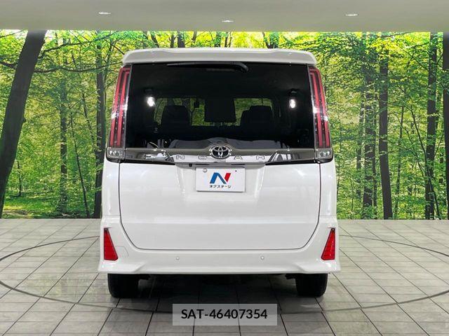 Toyota NOAH 2019-06 8074926-17