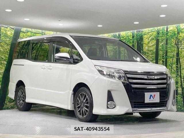 Toyota NOAH 2014-07 8074927-17