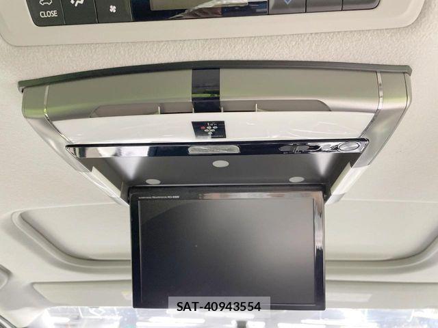 Toyota NOAH 2014-07 8074927-4