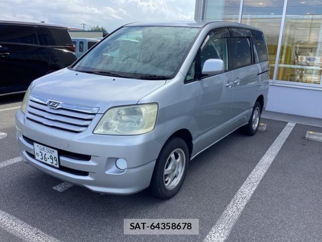 Toyota NOAH 2003-07 8100859-2