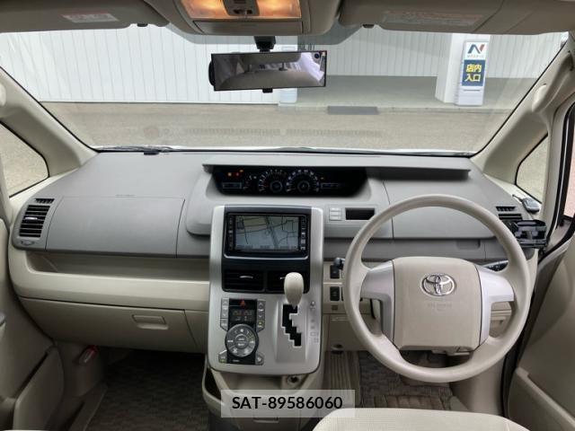 Toyota NOAH 2007-09 8100861-19