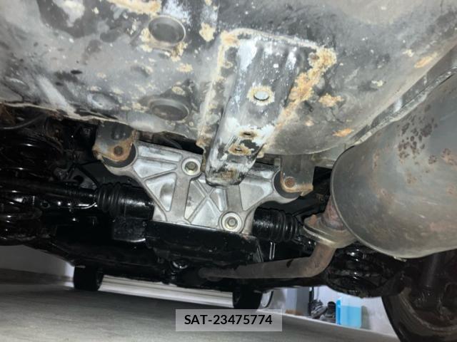 Toyota NOAH 2003-03 8100860-6