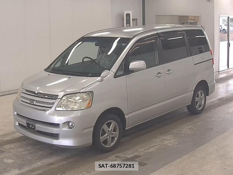 Toyota NOAH 2007-06 8120436-3