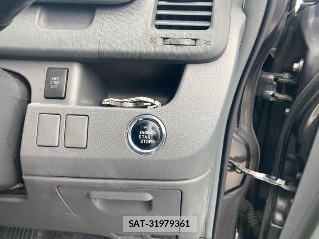 Toyota NOAH 2009-11 8158915-12