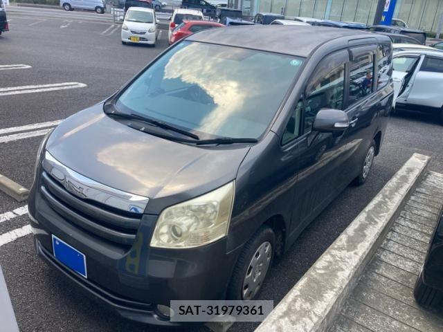 Toyota NOAH 2009-11 8158915-1