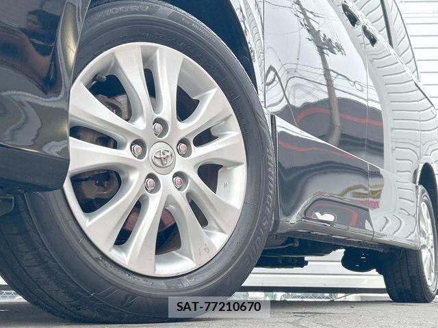 Toyota NOAH 2012-06 8209177-13