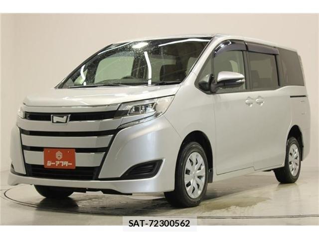 Toyota NOAH 2019-04 8209174-8