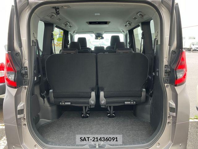 Toyota NOAH 2023-07 8209170-16