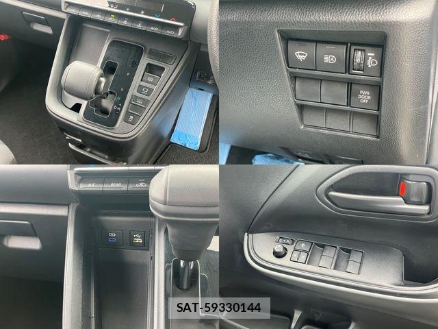 Toyota NOAH 2023-08 8209169-9