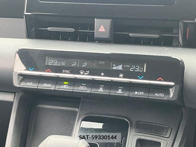 Toyota NOAH 2023-08 8209169-8
