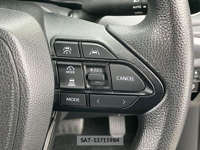 Toyota NOAH 2024-01 8209171-8