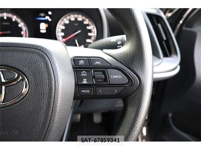Toyota NOAH 2022-11 8209166-3