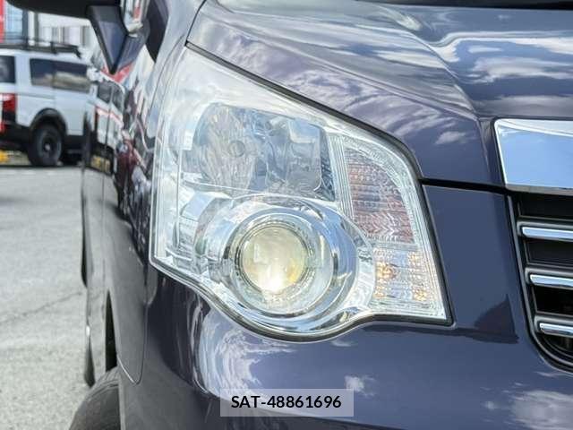 Toyota NOAH 2011-06 8209176-15