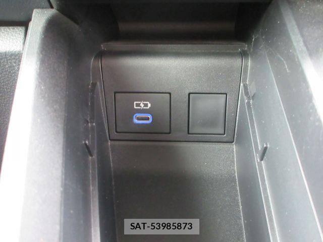 Toyota NOAH 2023-04 8231089-9