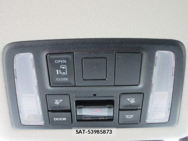 Toyota NOAH 2023-04 8231089-28