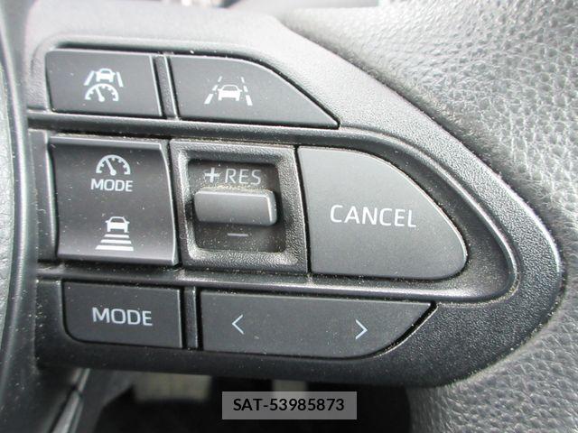 Toyota NOAH 2023-04 8231089-6