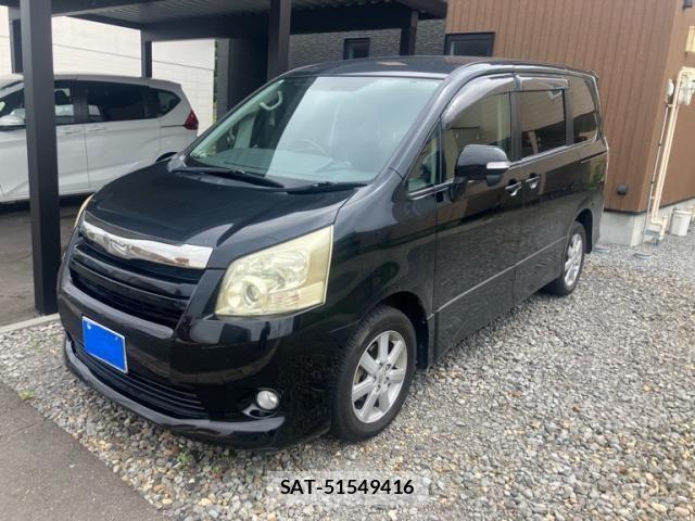 Toyota NOAH 2008-10 8231091-1