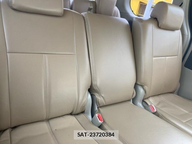 Toyota NOAH 2009-07 8231092-11