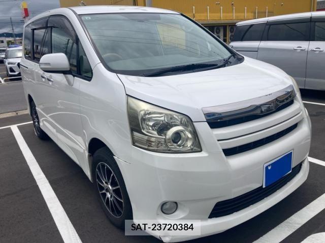 Toyota NOAH 2009-07 8231092-2